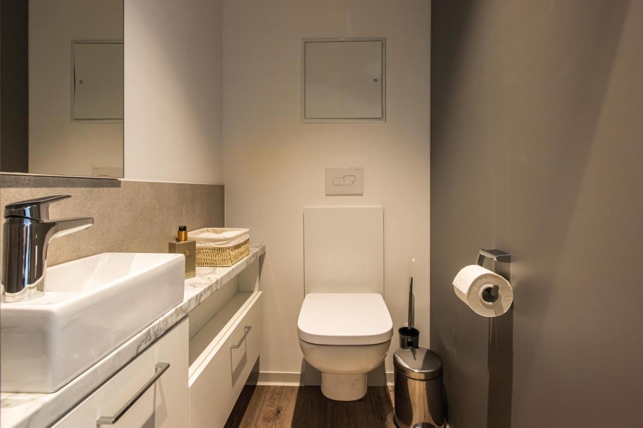 Modern Studio And Good Located Apartment Frankfurt am Main ภายนอก รูปภาพ