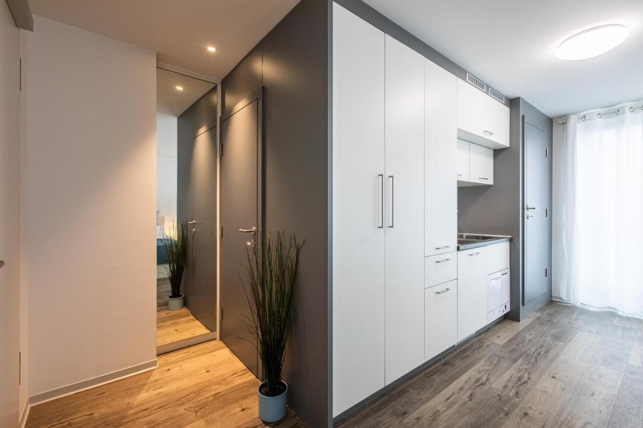 Modern Studio And Good Located Apartment Frankfurt am Main ภายนอก รูปภาพ